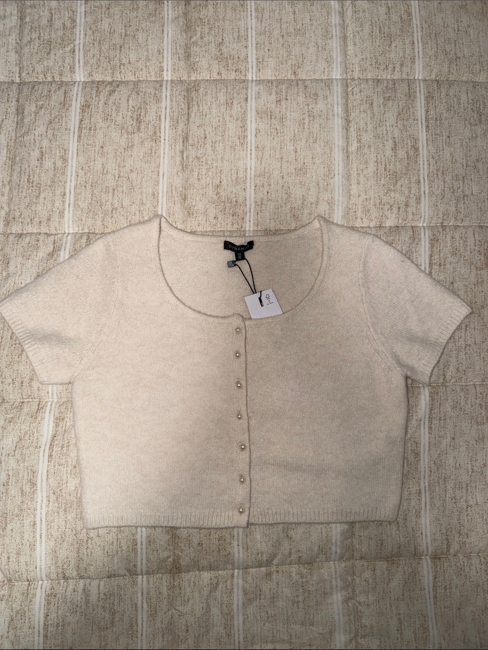 Dynamite Cream Short Sleeve Pearl Button Crop Top